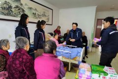 信聯天地項目開展敬老愛老志愿服務活動